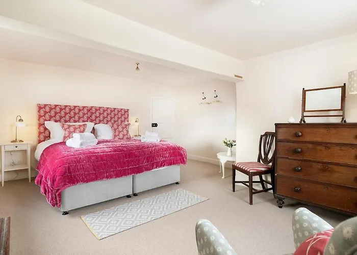 Beautiful Cotswold With Hot Tub Vakantiehuis