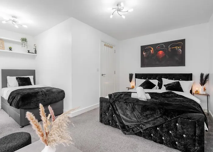 Prázdninový dům Luxury 5 Bed Near Etihad And Coop Live *