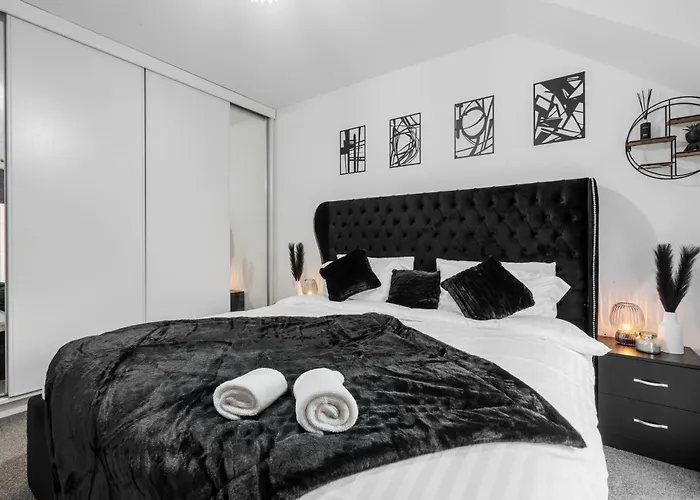 Luxury 5 Bed Near Etihad And Coop Live * Manchester