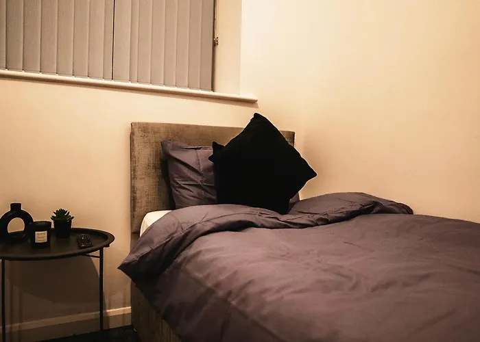 M1 - Blue Lagoon Apartament Manchester