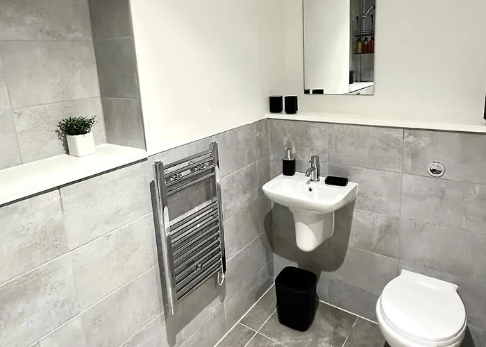 Stylish Haven With Ample Space * Mánchester