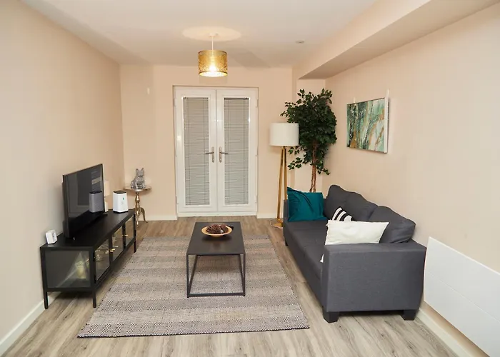 Deluxe And Cozy Two Bedroom With 1 Bathroom And Open Balcony Appartamento *