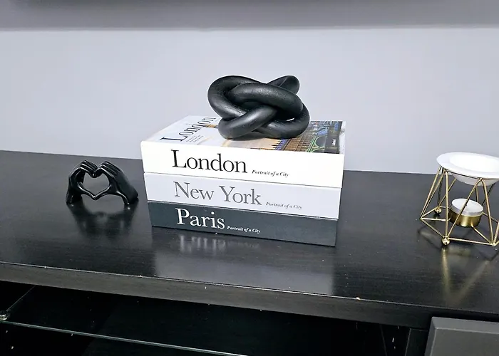 Stylish Spacious 1bd Apt-kingbed-10min Heaton Park