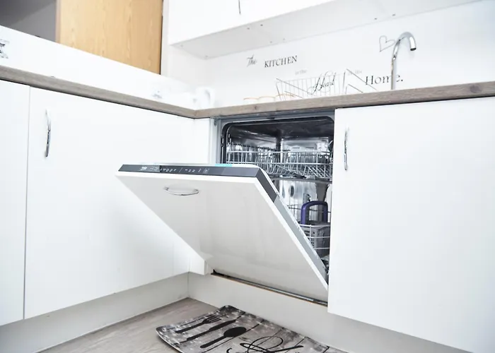 Obi's House&suites - Luxury 2bed Duplex With Balcony *