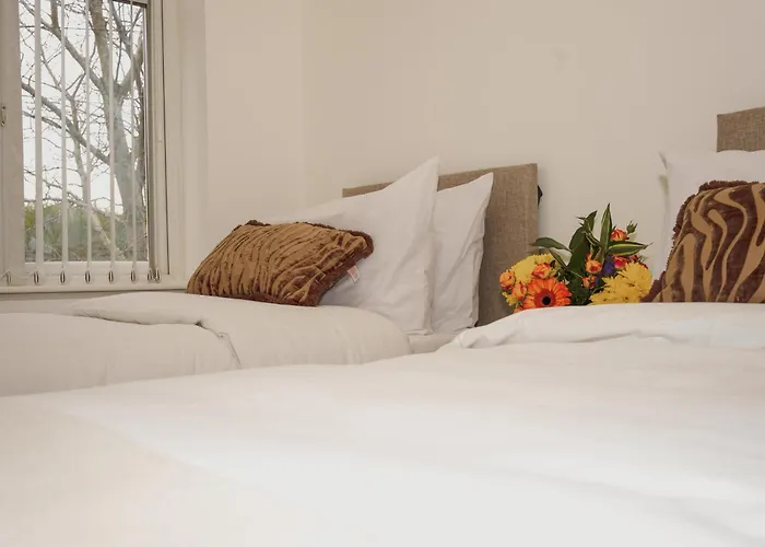 Citycharmms- Entire Near Etihad Stadium *