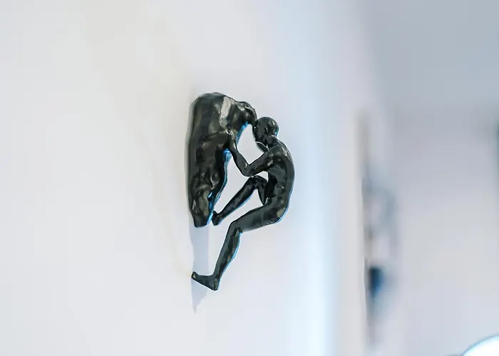 דירה Stunning 3 Story Home, 3 X King Size Beds, Pool Table, Free Parking X2, Ping Pong מנצ'סטר