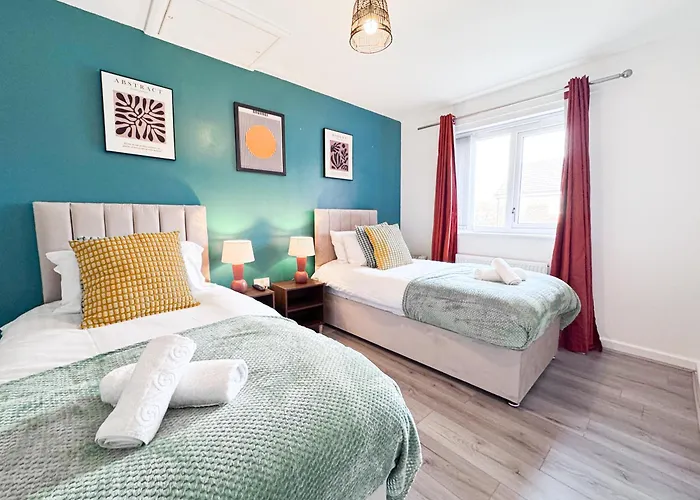 Apartment Lokfu Garden By Furnished 3 Bedroom House Free Parking Perfect For Contractors And Families *