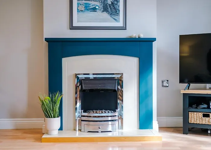 Charming Townhome Retreat, Close To Prázdninový dům *