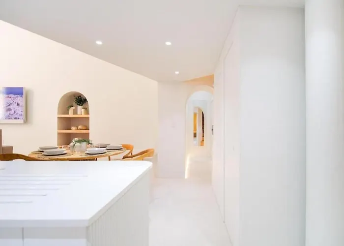 Santorini By The Heim * Manchester