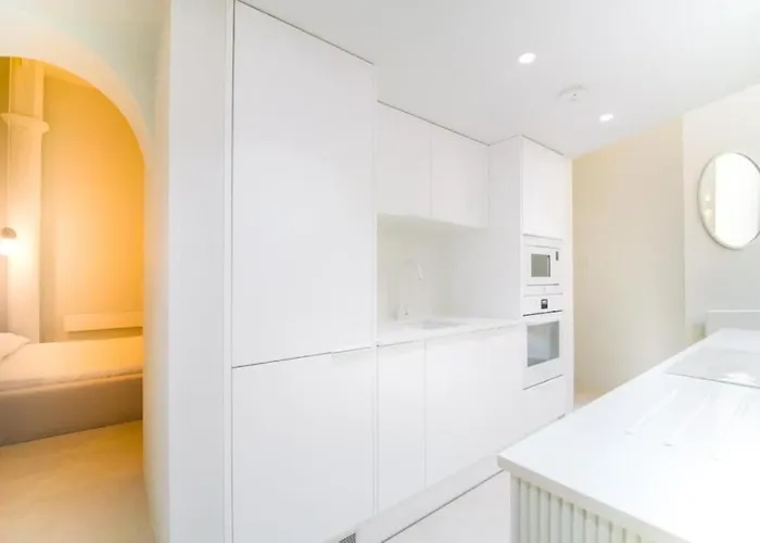 Santorini By The Heim Апартаменты *