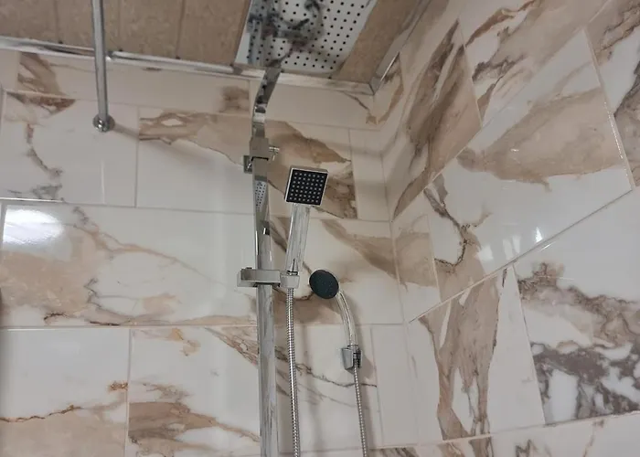 Northern Water Park Escape Sleeps 10