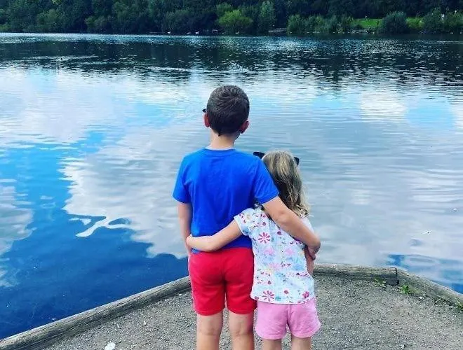 بيت للعطل Northern Water Park Escape Sleeps 10 مانشستر