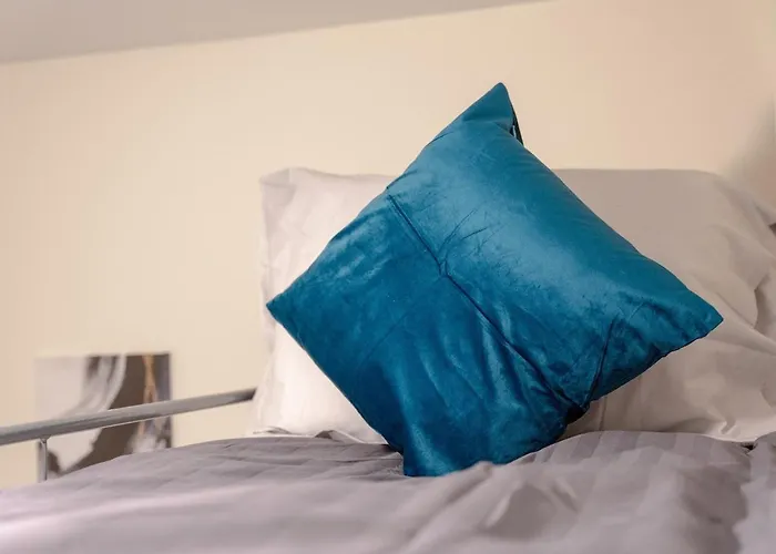 Apartment Serene 2Br Retreat Perfect For Long Stays