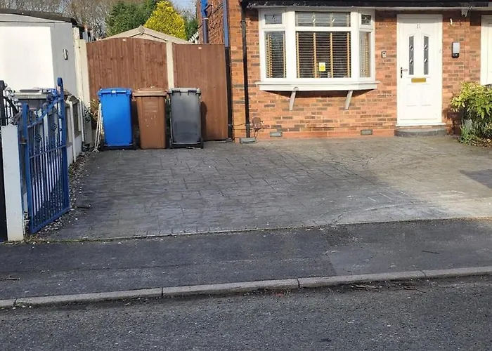 My -2 Bed House-free Parking Nyaraló Manchester