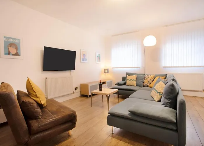 Lägenhet 3br, Smart Tv, Self Check-in, Coffee Machine