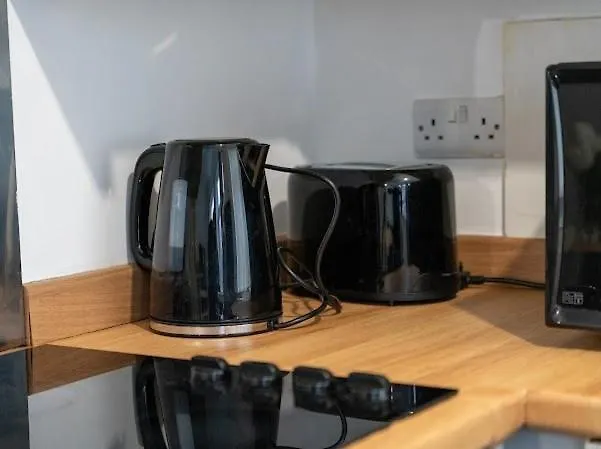 Lägenhet Stylish 2br Retreat - Garden & Fast Wifi