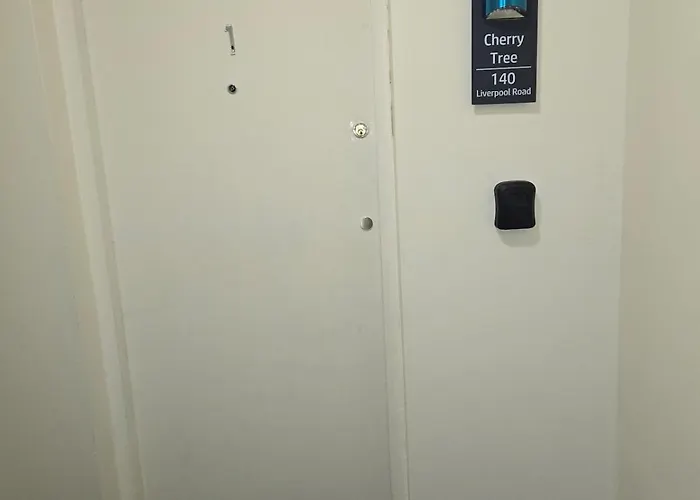 Elegant 2Br Escape Ideal For Long Stays