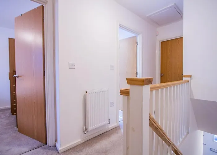 Prázdninový dům Charming 1br House In Eccles With Free Parking Manchester