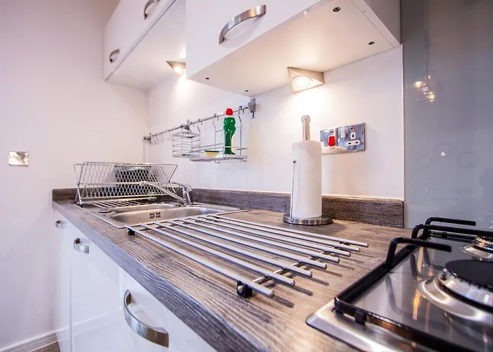 Prázdninový dům Charming 1br House In Eccles With Free Parking