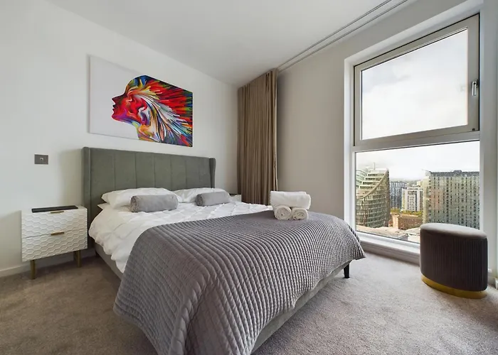 Amazing Skyline Views 3br Duplex With Free Parking Appartamento Manchester