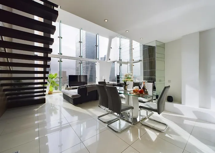 Amazing Skyline Views 3br Duplex With Free Parking Appartamento Manchester