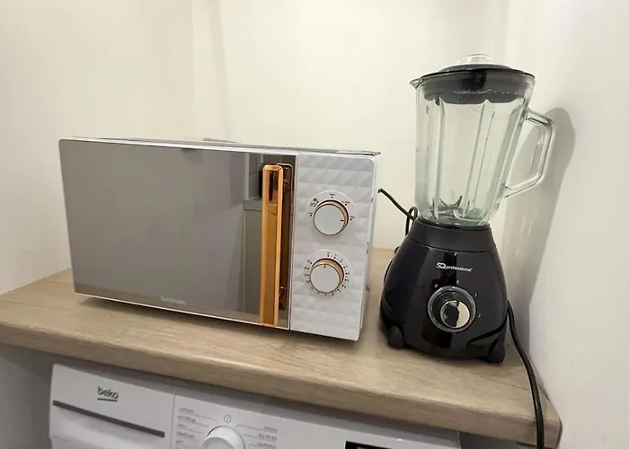 Casa vacanze Cozy 5-bed Caldecott Stays-sleep 6 Manchester