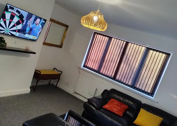 Northern Water Park Escape Sleeps 10 *