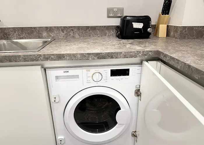 2br Duplex In Salford Mcr Sleeps4 Video In Photos Apartment *