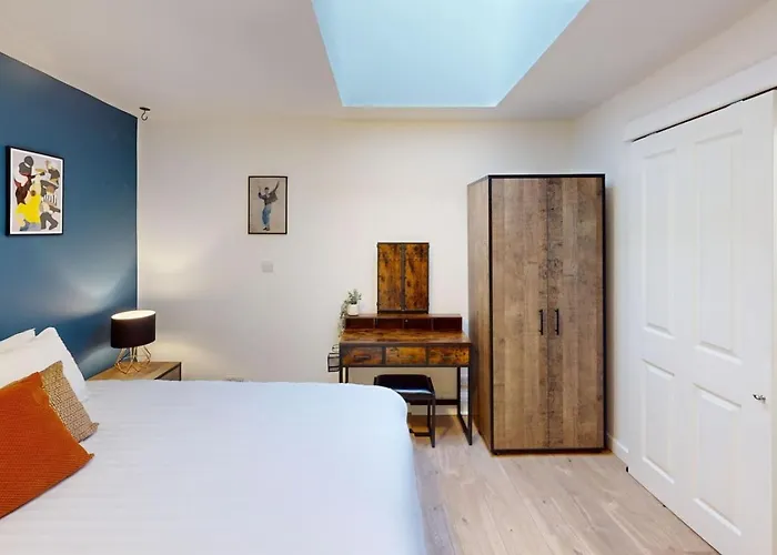 3br, Song Lyrics Theme, Self Check-in * Manchester