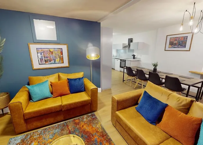 Apartamento 3br, Song Lyrics Theme, Self Check-in *