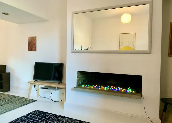 Stylish Comfortable With Free Parking Appartement