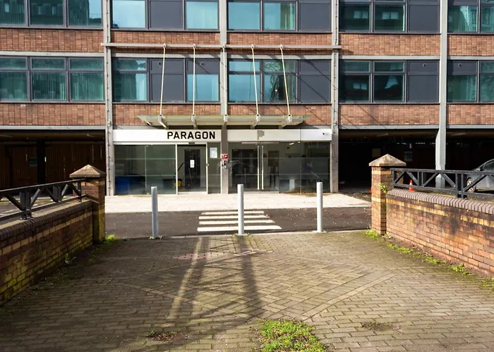 アパート Dashing 1br Penthouse Near Mcr Stadiums *