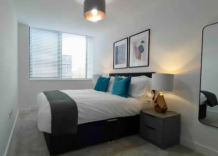 Luxury 2 Bed 2 Bath Flat Near Old Trafford Appartamento