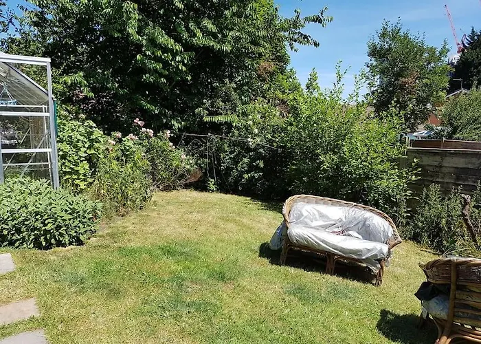 Holiday home An Oasis Of Calm Next To M'cr Centre + Parking Manchester