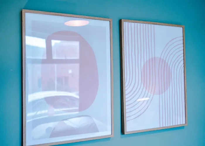 Newly Renovated 5 Bedroom Home-manchester Casa de Férias