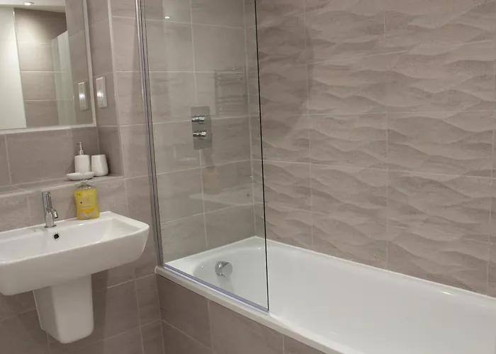 Dashing 1br Penthouse Near Mcr Stadiums Apartament *