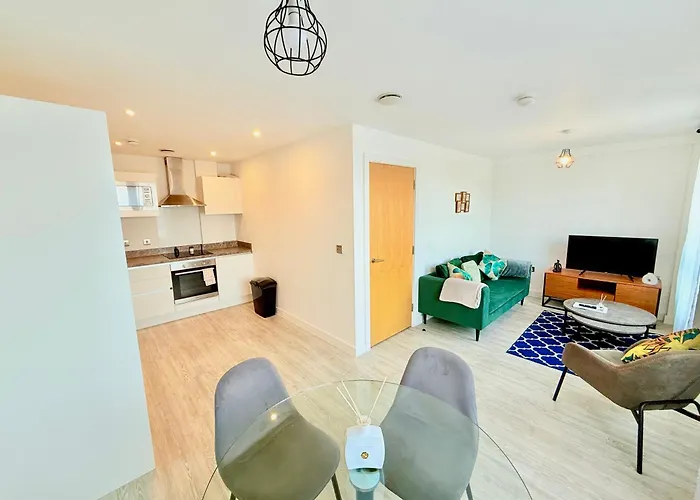 2br Duplex In Salford Mcr Sleeps4 Video In Photos Manchester