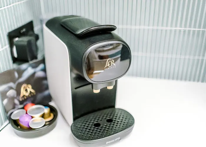 Opulent Oasis Large Luxury Sleeps 10 * Manchester