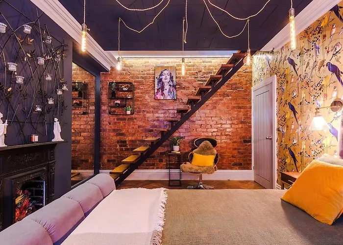 Opulent Oasis Large Luxury Sleeps 10