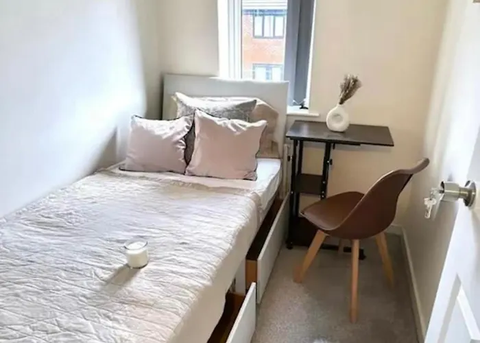 Stylish House Retreat In マンチェスター