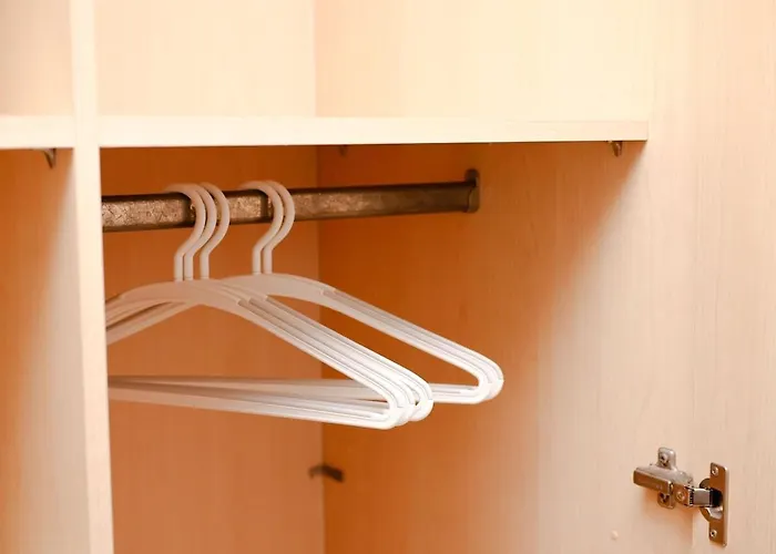 Lägenhet Cozy Place In Salford, Sleeps 8, 4 Bedroom, 5 Beds Manchester