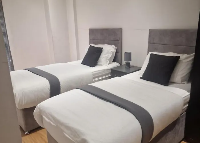 Simply Exquisite * Mánchester