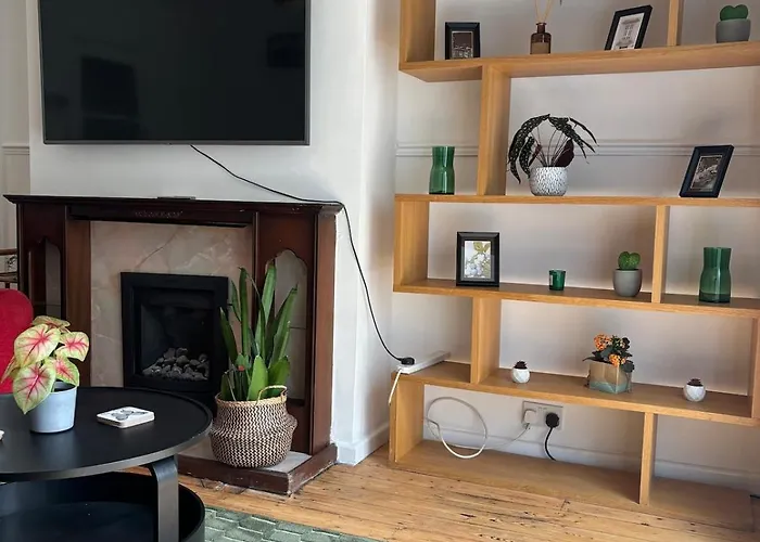 Blackley Rustic Gem A Suburb Hideaway Semesterbostad *