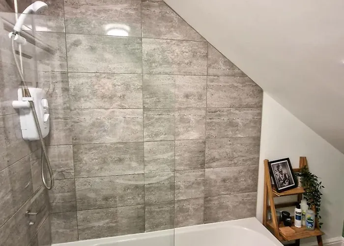 Old Trafford 1 Bed By Superhost * Manchester