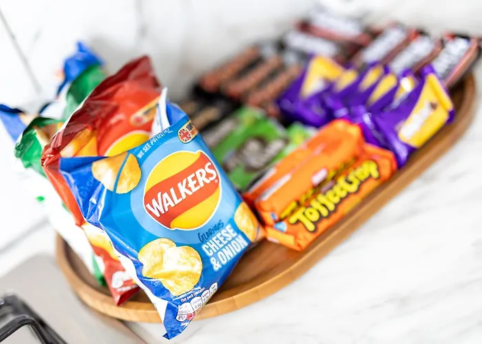 Etihad, Coop Live, Old Trafford With Free Parking 맨체스터