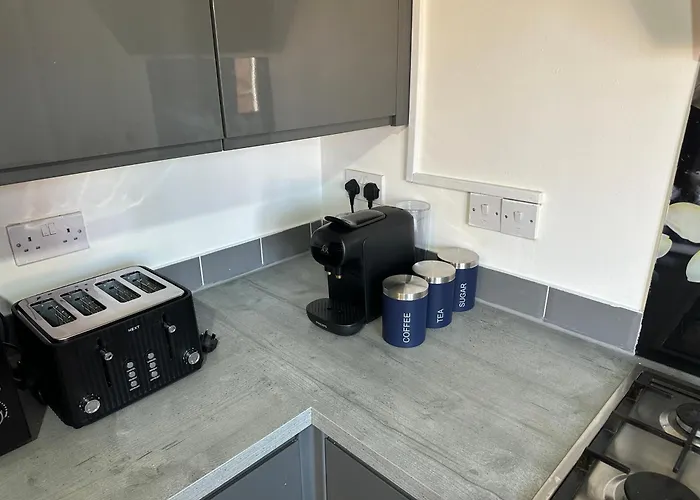 Pool&tennis Table - Up To 40 Percent Off Old Trafford 3 Bed *