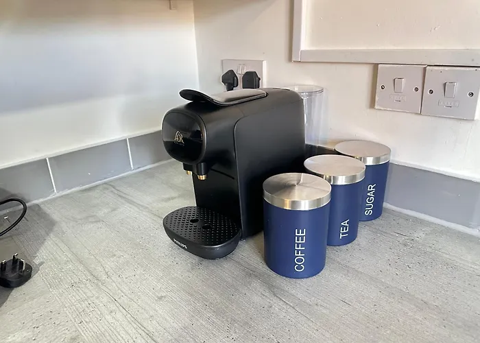 Pool&tennis Table - Up To 40 Percent Off Old Trafford 3 Bed Tatil Evi Manchester