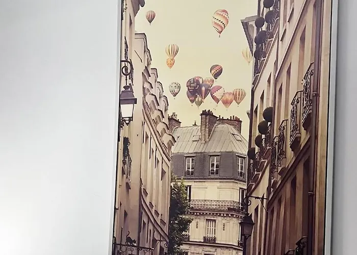 Apartment Luxury Spacious 4 Bedroom House - Free Parking - 5 Mins From Centre