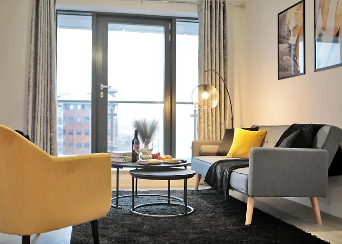 - 2-bed - Sleeps 4 - Wifi 아파트 *