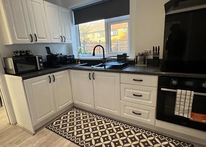 Airport House - Long Near Hospital! Mánchester